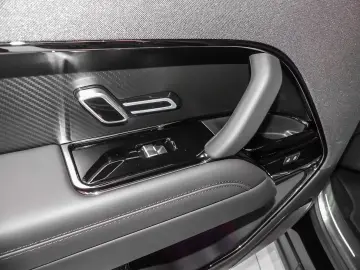 Land Rover Range Rover Sport SV Edition Two P635 4.4 V8 HUD