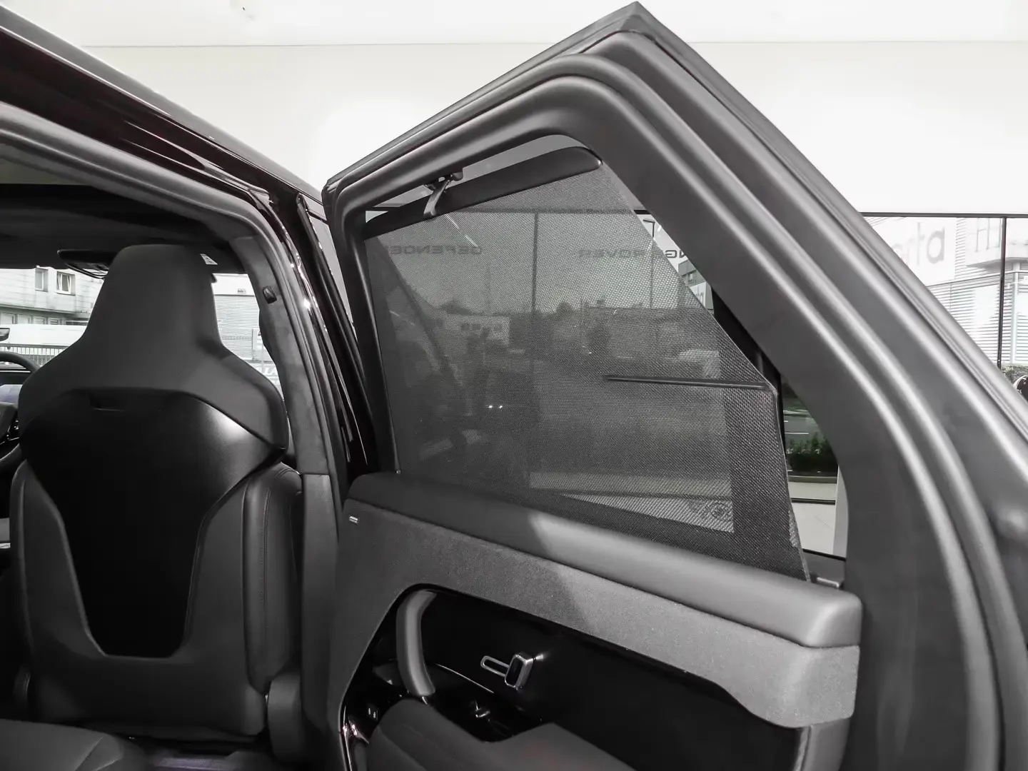 Land Rover Range Rover Sport SV Edition Two P635 4.4 V8 HUD