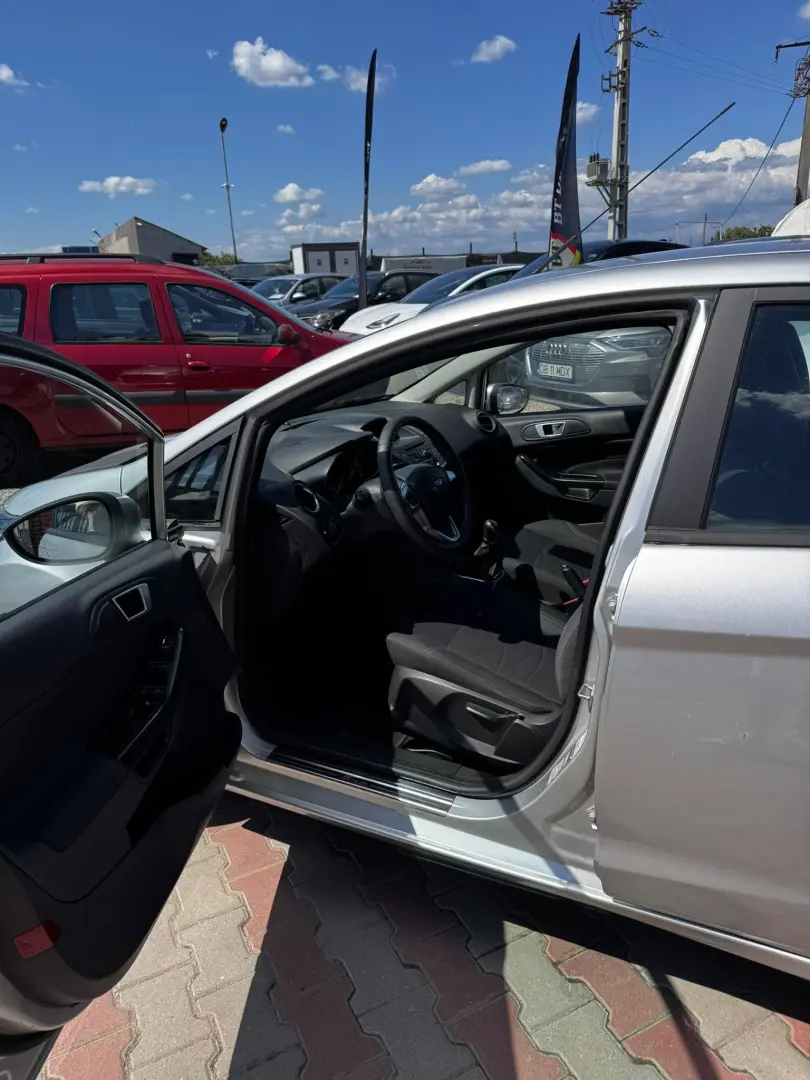 Ford Fiesta 2013 1.0L Benzină