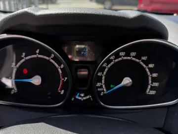 Ford Fiesta 2013 1.0L Benzină