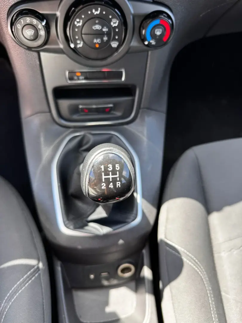 Ford Fiesta 2013 1.0L Benzină