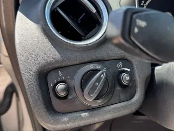 Ford Fiesta 2013 1.0L Benzină