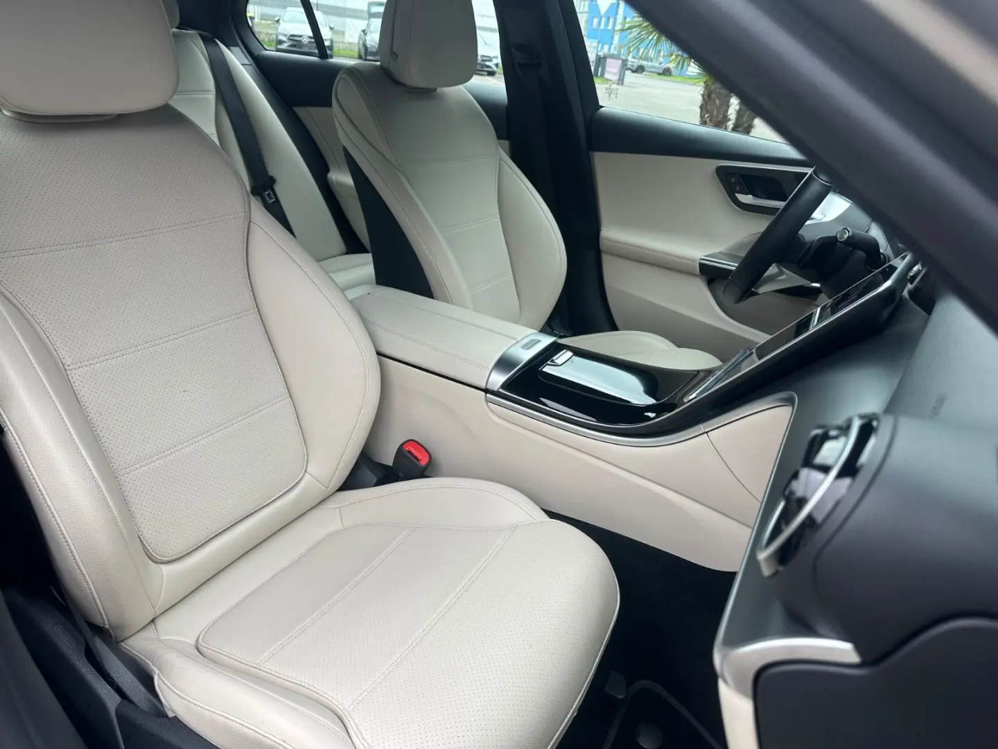 C 200 d Lim Avantgarde AHK LED Highbeam SHZ Lane