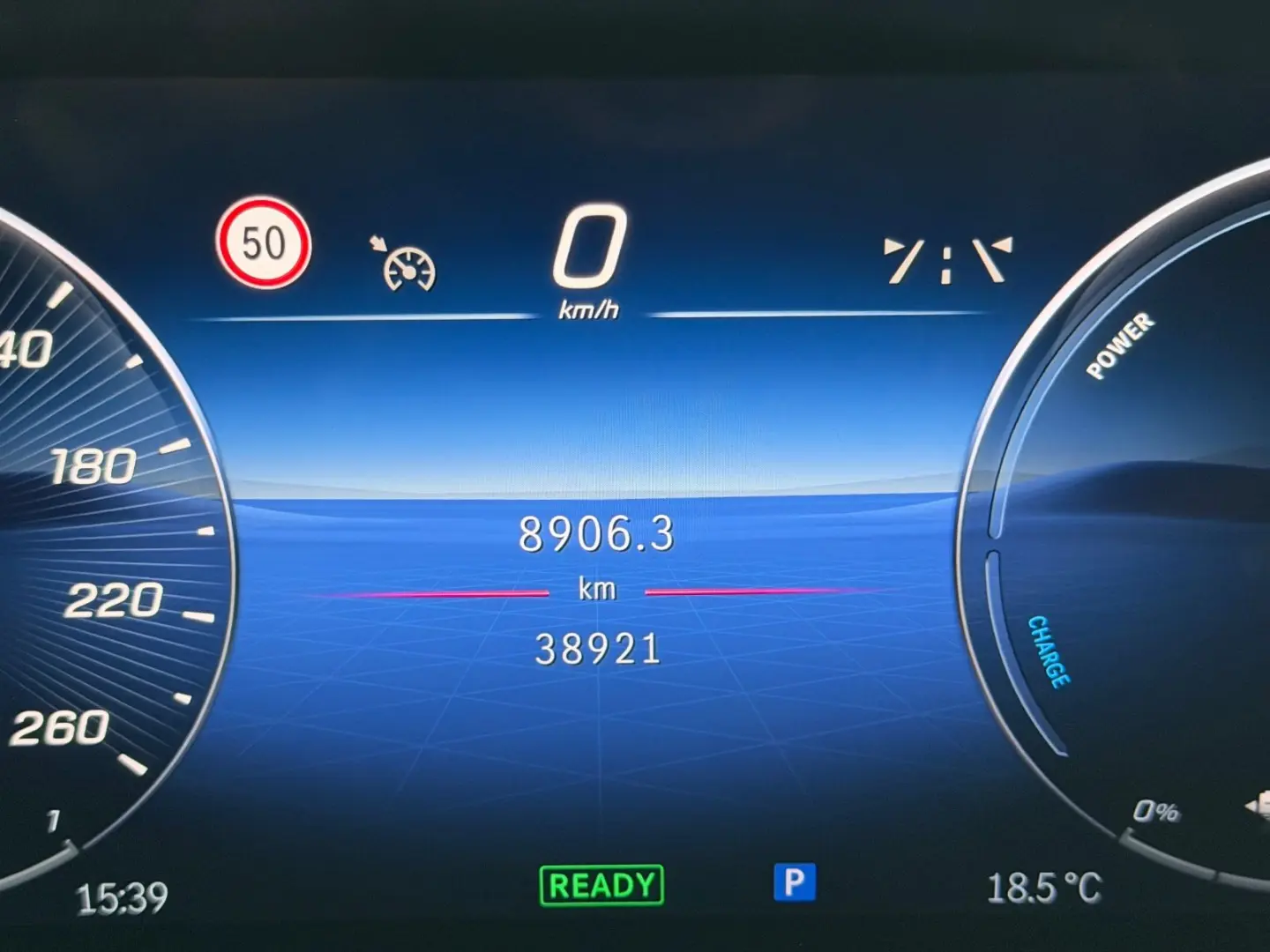 C 300e 9G 3x AMG SPORT LEDER KAMERA MBUX LED 18'