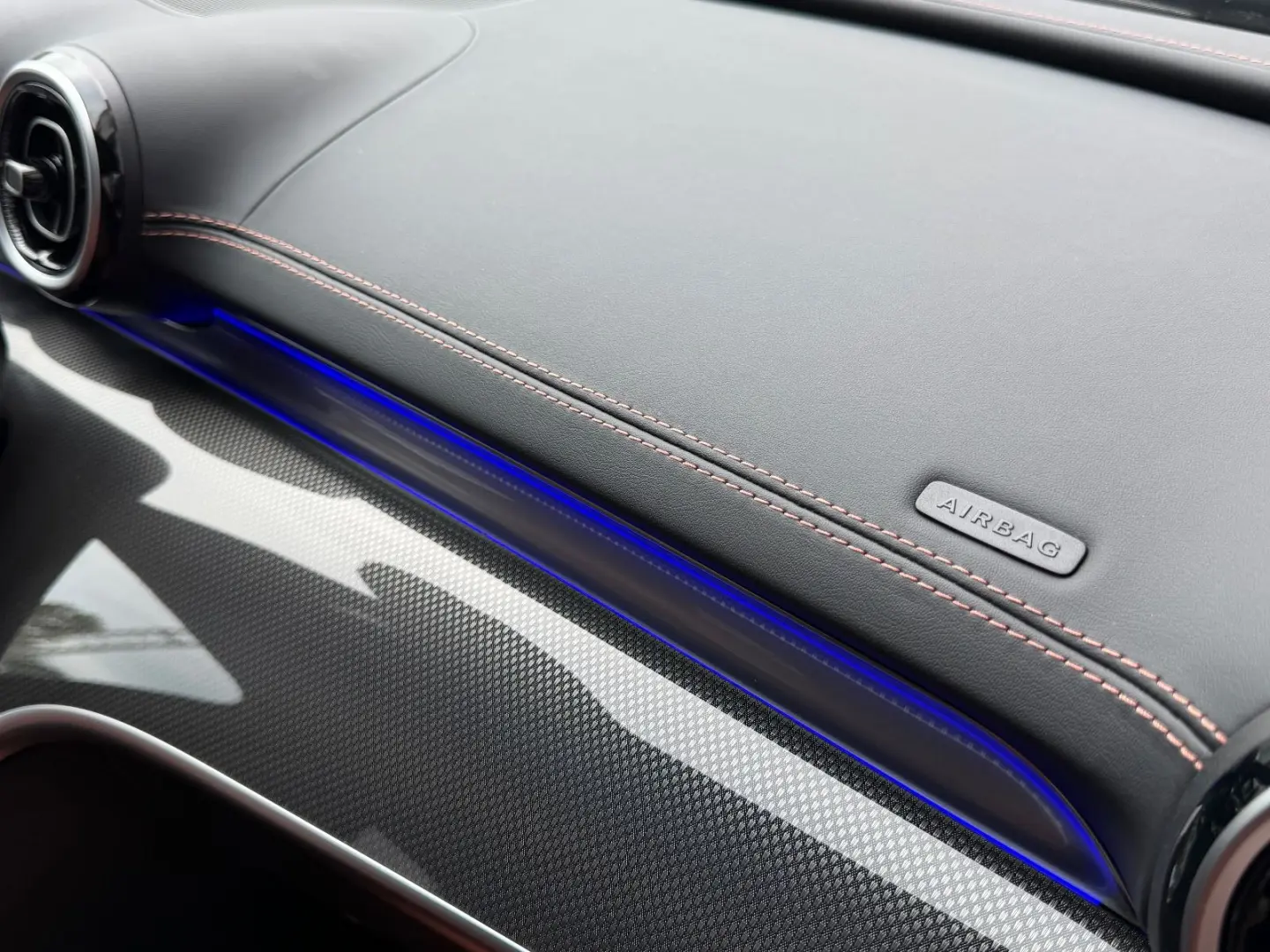 C 300e 9G 3x AMG SPORT LEDER KAMERA MBUX LED 18'