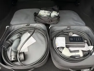 C 300e 9G 3x AMG SPORT LEDER KAMERA MBUX LED 18'