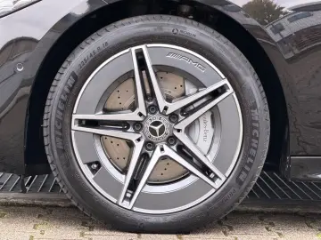 C 300e 9G 3x AMG SPORT LEDER KAMERA MBUX LED 18'