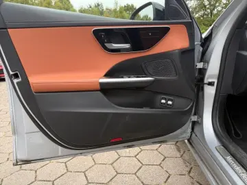 C 300 e AVANTGARDE NIGHT PANO KAMERA DISTRONIC