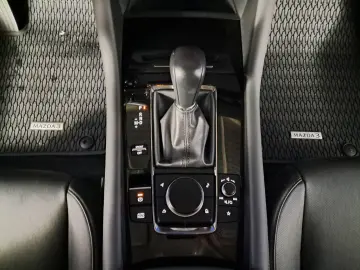 MAZDA 3 SKYACTIV X