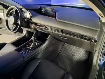MAZDA 3 SKYACTIV X