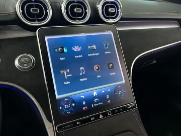 C 200 4Matic AMG Leder Keyless Park-Paket Kamera