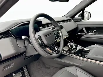 Land Rover Range Rover Sport SV EditionDouă