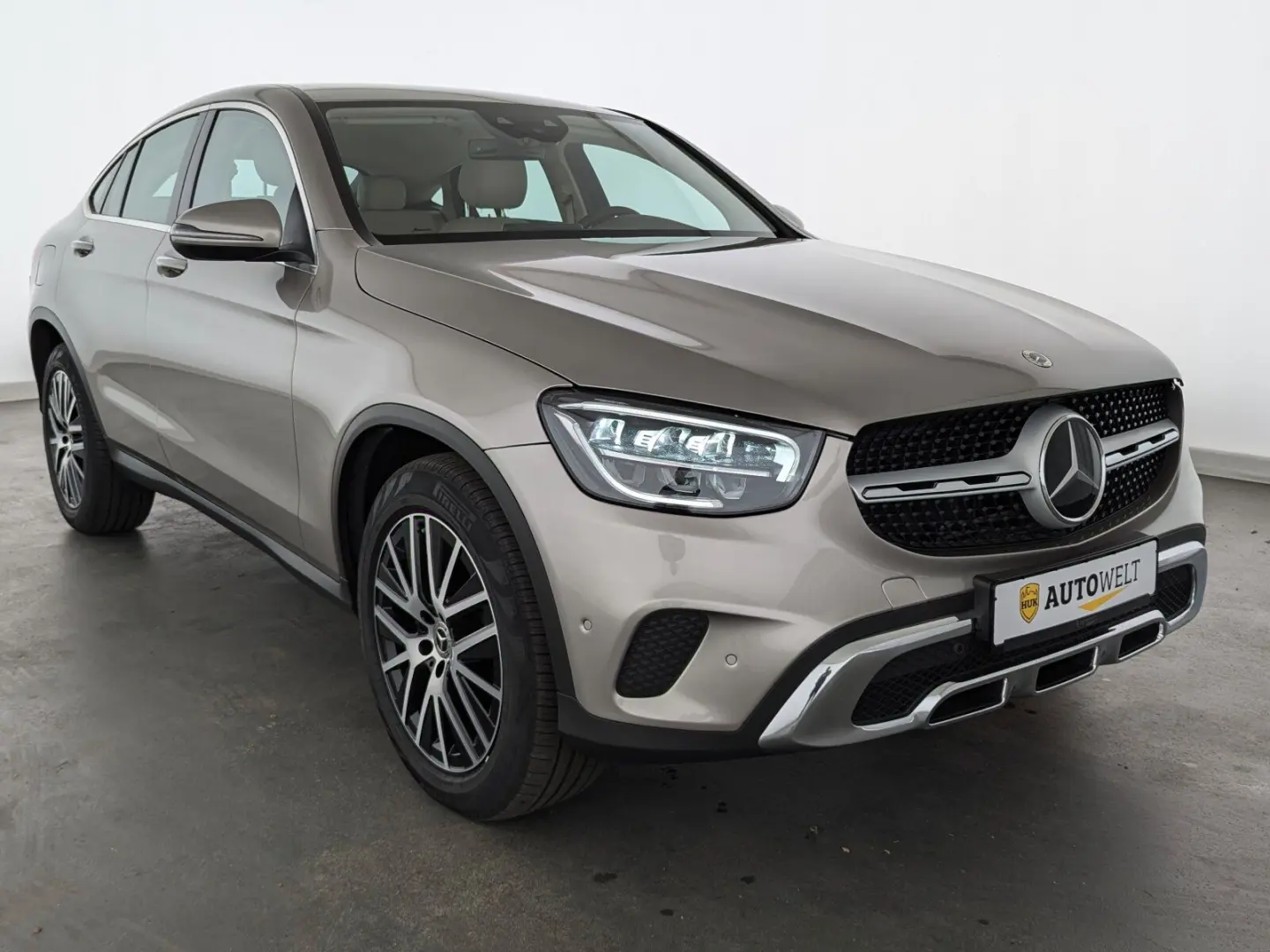 GLC 300d 4Matic Exclusive LED NAVI LEDER ACC SHZ