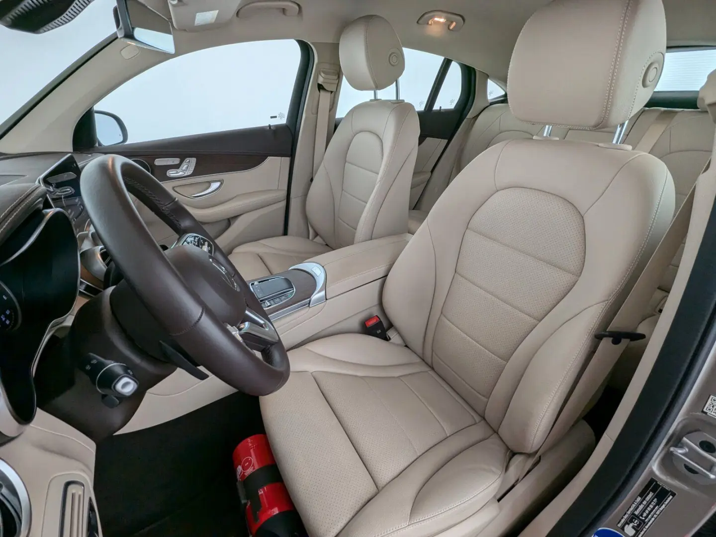 GLC 300d 4Matic Exclusive LED NAVI LEDER ACC SHZ