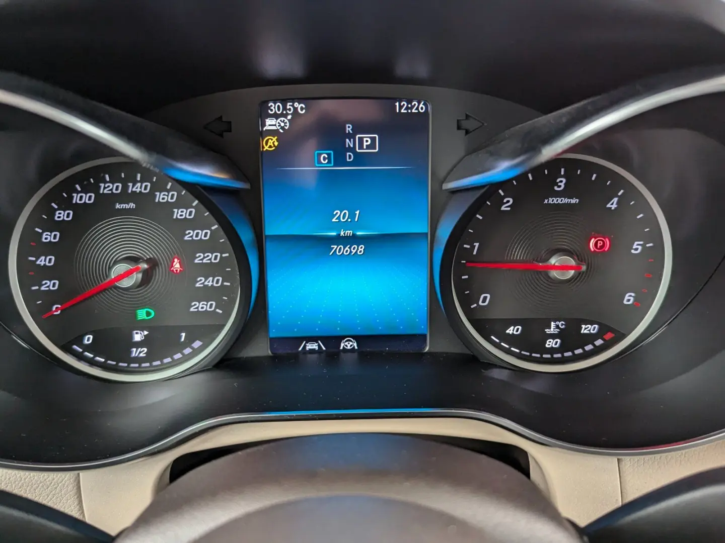 GLC 300d 4Matic Exclusive LED NAVI LEDER ACC SHZ