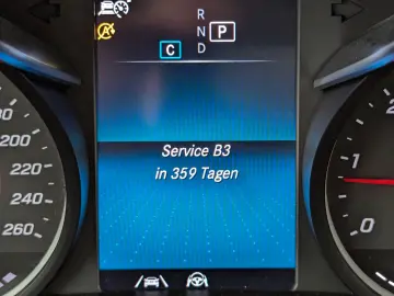 GLC 300d 4Matic Exclusive LED NAVI LEDER ACC SHZ