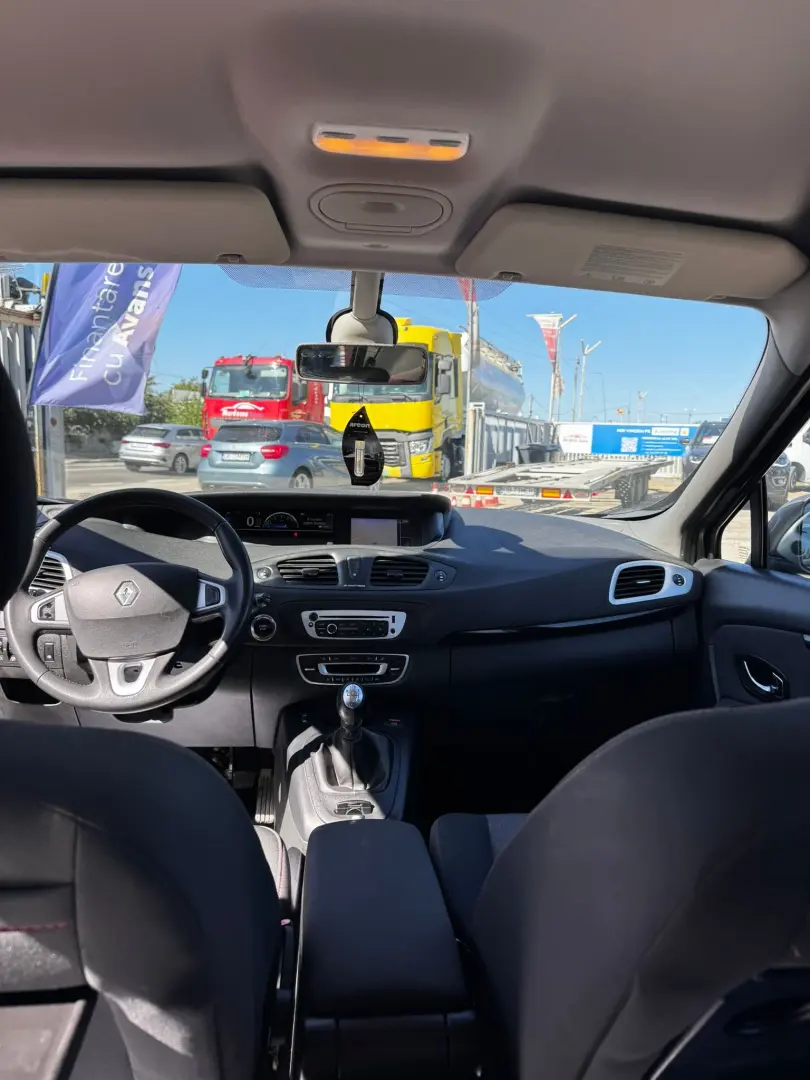 Renault Scenic 2012 1.5L Diesel