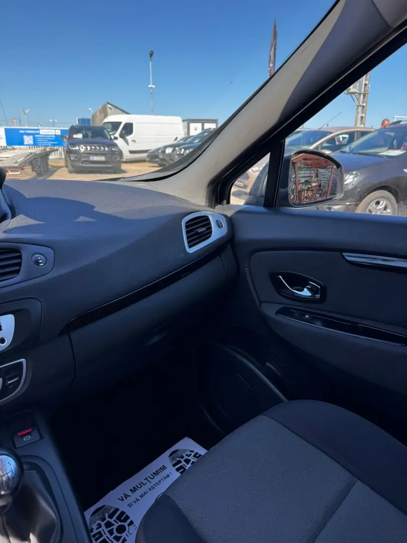 Renault Scenic 2012 1.5L Diesel