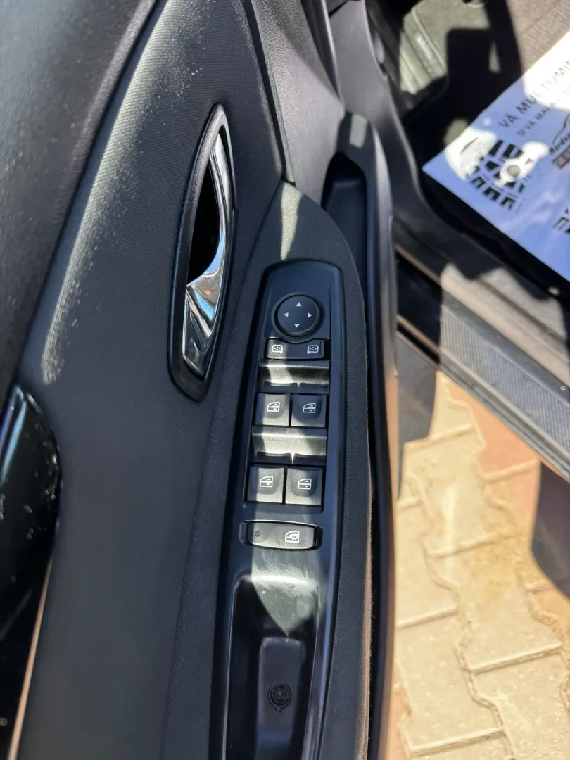 Renault Scenic 2012 1.5L Diesel