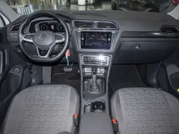 Tiguan 1.4 TSI eHybrid Life Kamera Matrix-LED AP