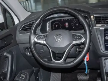 Tiguan 1.4 TSI eHybrid Life Kamera Matrix-LED AP