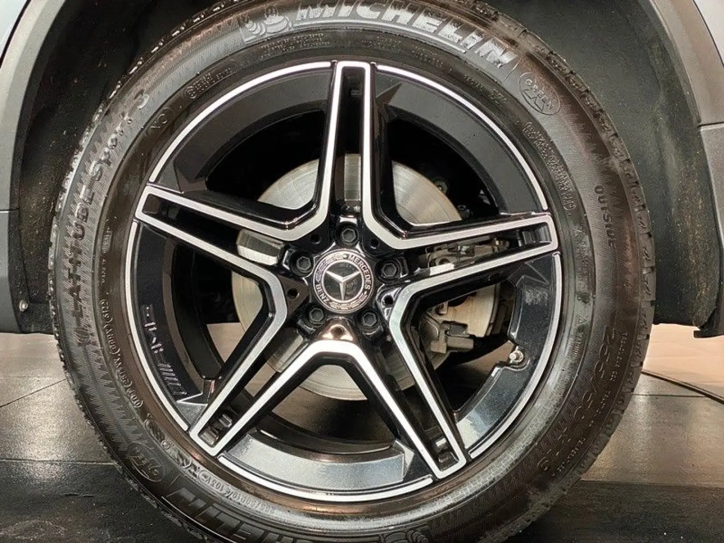 GLC 220d AMG-Line NightP. MBUX Memory ILS HUD