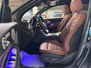 GLC 300 GLC 300d 4Matic AMG-Line 1.Hand Pano AHK