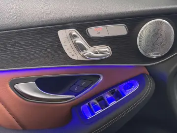 GLC 300 GLC 300d 4Matic AMG-Line 1.Hand Pano AHK