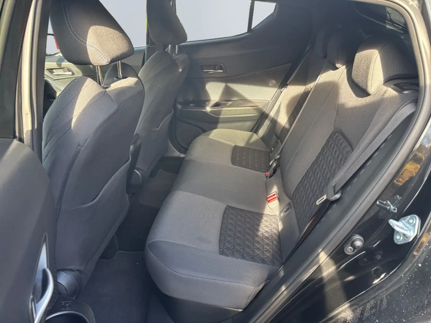 C-HR 2.0 Hybrid Team D  LED ACC CarPlay CAM SHZ