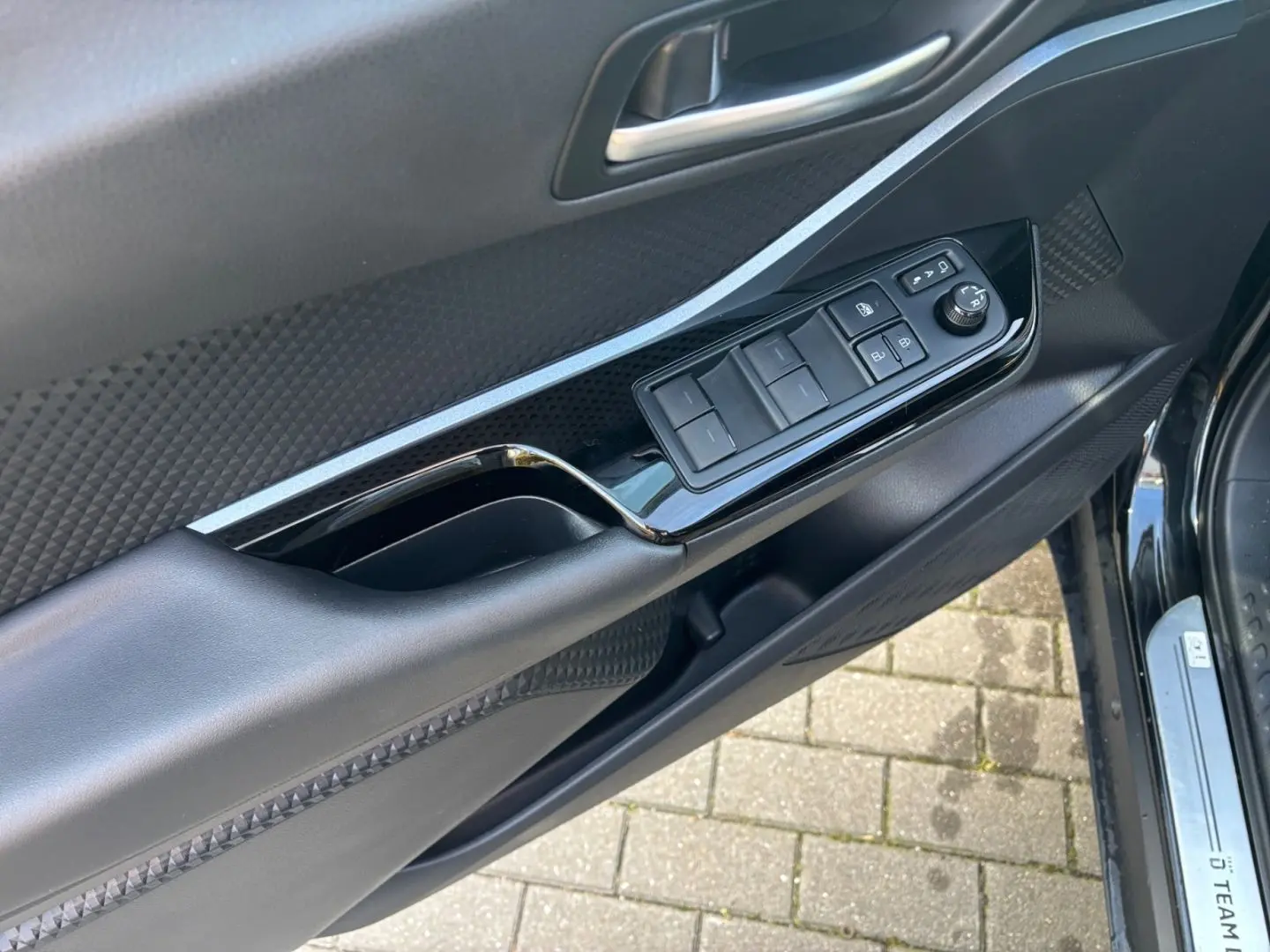 C-HR 2.0 Hybrid Team D  LED ACC CarPlay CAM SHZ