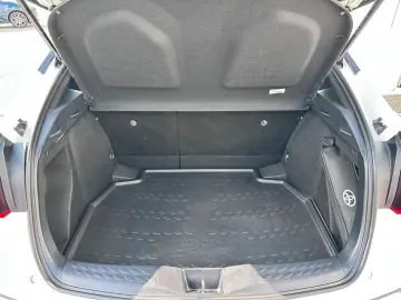 C-HR - 1 8 l Hybrid 4x2 Flow