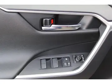 RAV 4 Hybrid 4x2 Team Deutschland TEC-P ACAA !!