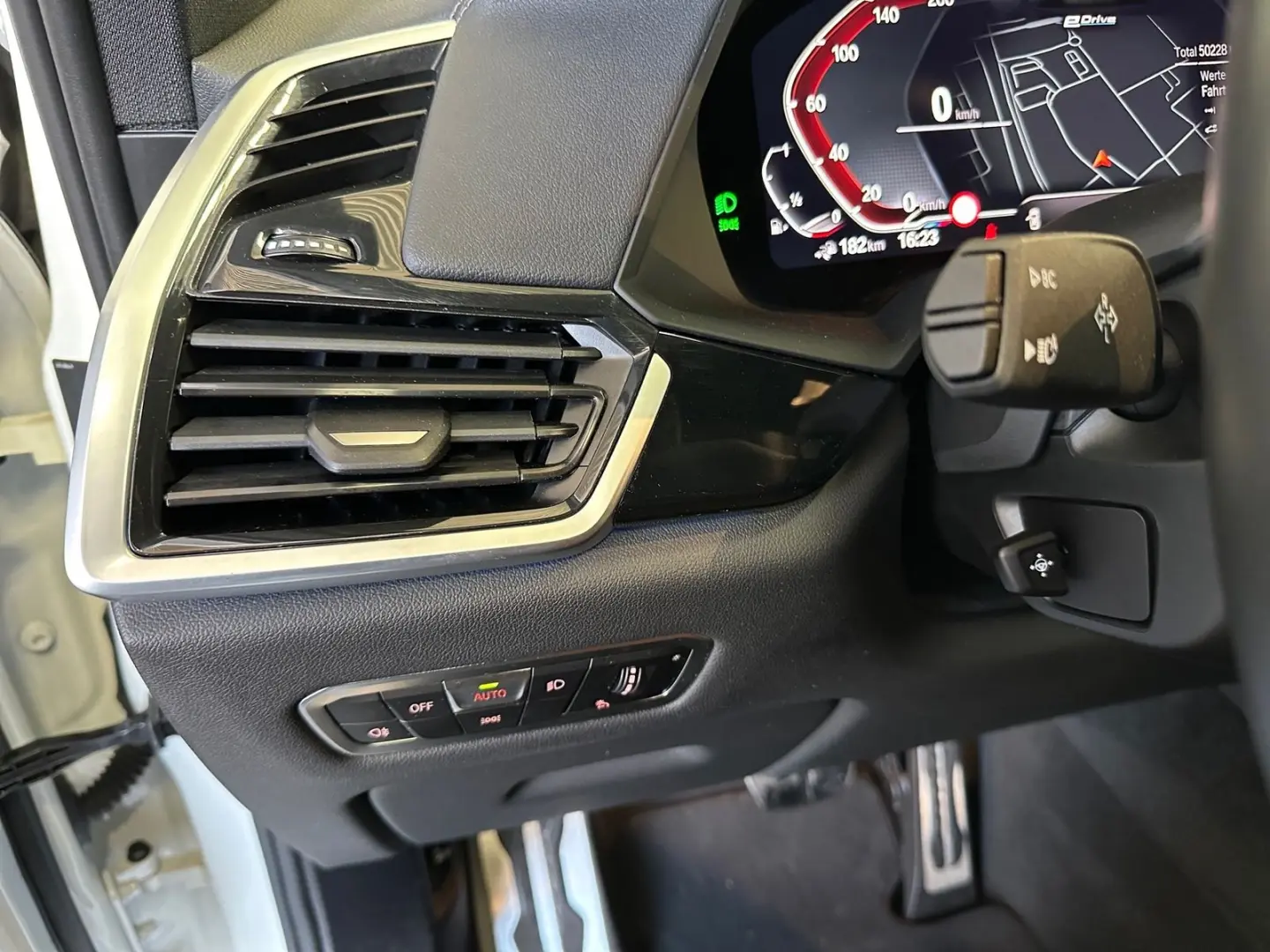 X5xDrive45e M Sport Laser ACC Navi HUD Kamera