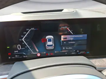 X5 xDrive30d M SPORT Iconic Glow AHK Parking Ass