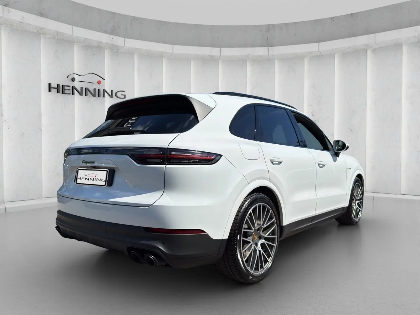 Cayenne E-Hybrid Platinum BOSE PANO Approved 21