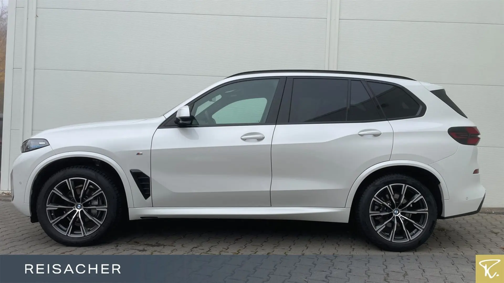 X5 xDrive30d M Sport SkyLou AHK adLED 360  HuD