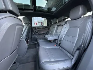 Cayenne III E-Hybrid Aut.   PANO   AHK   SZL