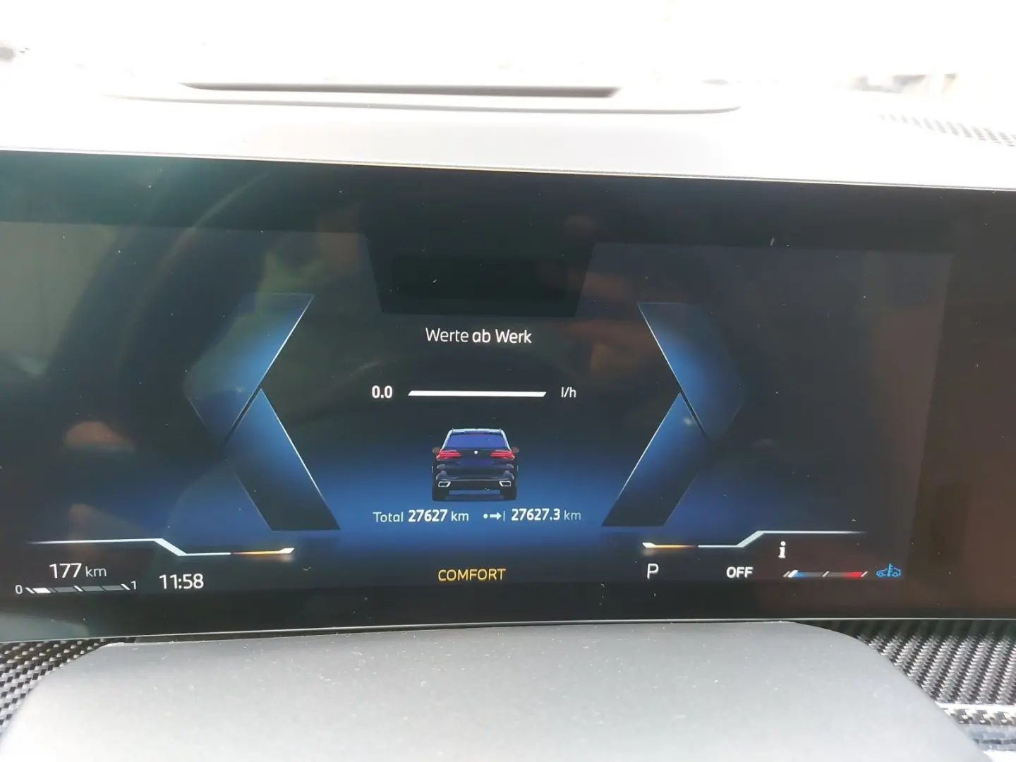 X5 xDrive30d SportPro 22  H&K Carbon Standhzg