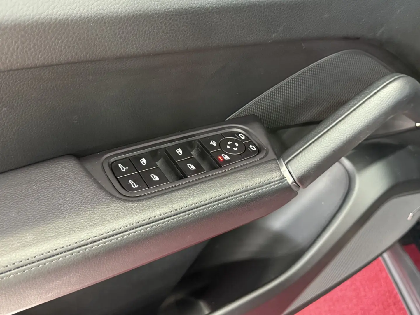 Cayenne  BOSE LENKRADHEIZUNG AMBIENTE