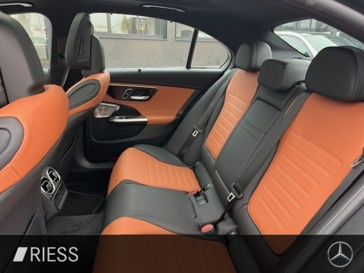 C 300 e 4M AMG Sport Navi LED Pano Burmes 360