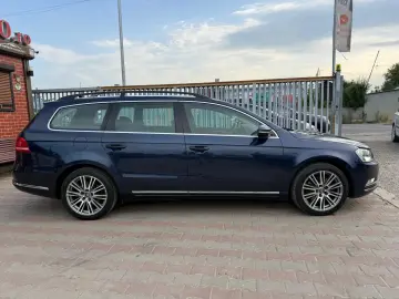 Volkswagen Passat 2012 1.4L Benzină