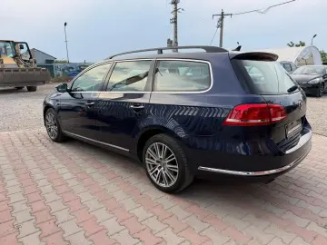 Volkswagen Passat 2012 1.4L Benzină