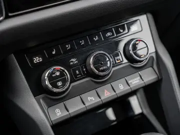 KODIAQ SOLEIL 2.0 TSI DSG 4X4 Kam. Leder Navi LM