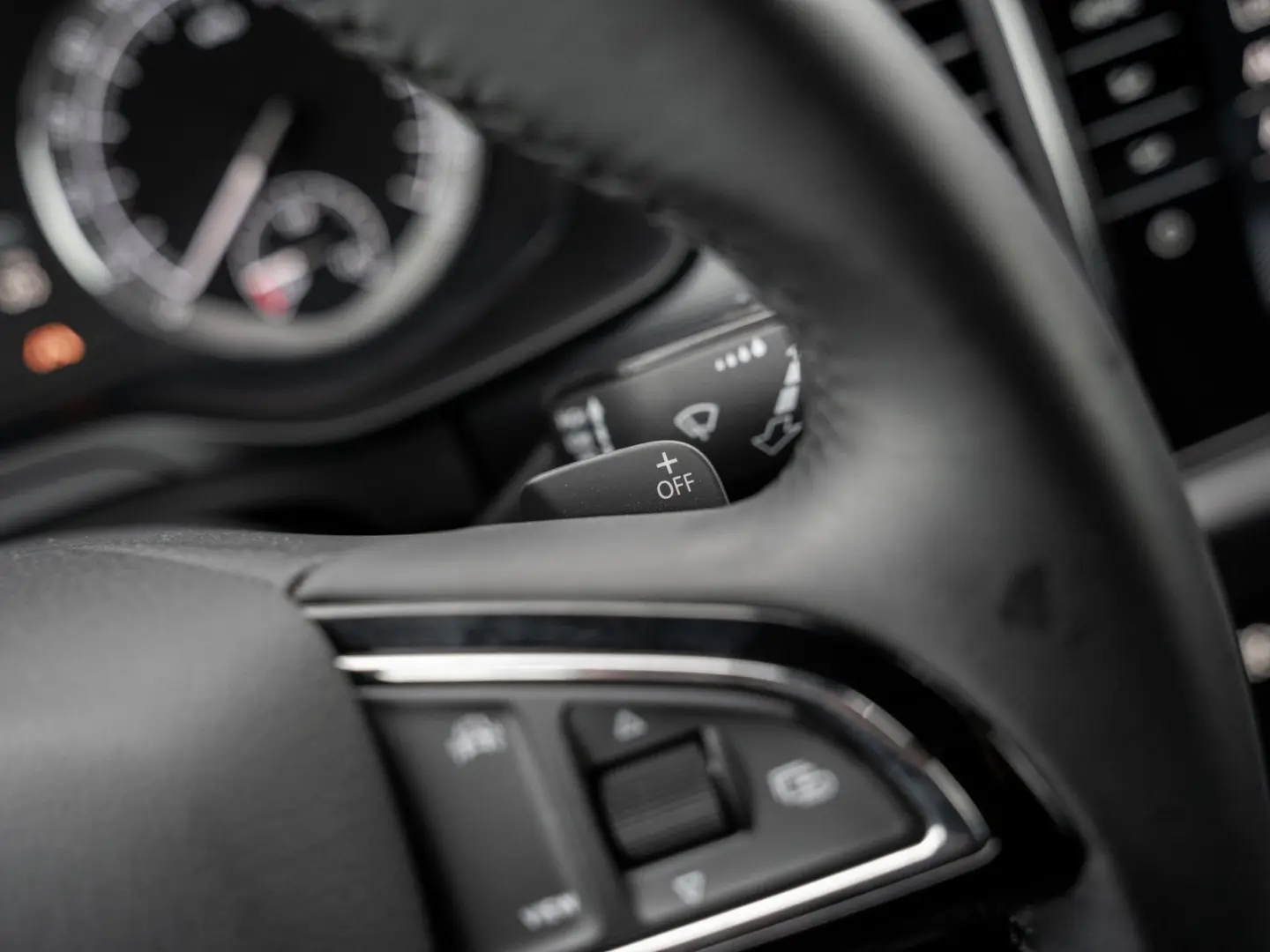 KODIAQ SOLEIL 2.0 TSI DSG 4X4 Kam. Leder Navi LM