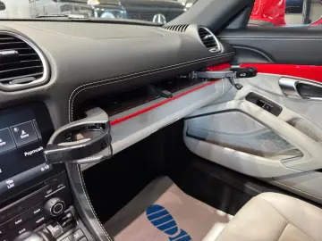 Cayman 718 NAVI BI-XENON LED LEDER RÜCKFAHRKAM