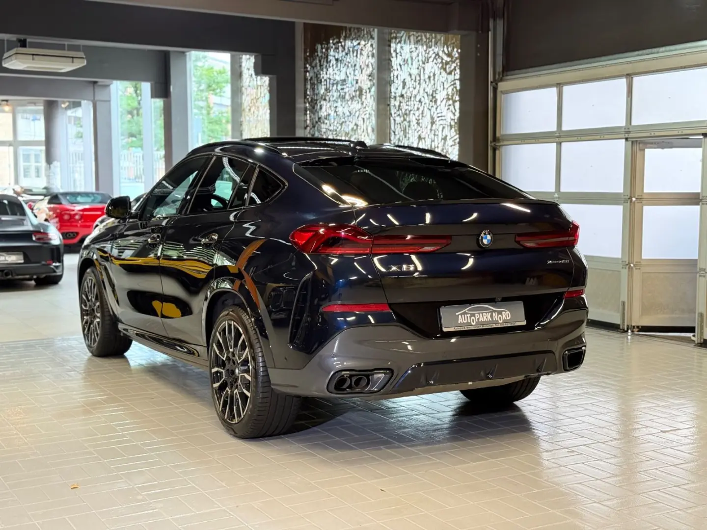 X6 40i xDrive M Sport~PANO SKY~SOFT CLOSE~H&K~