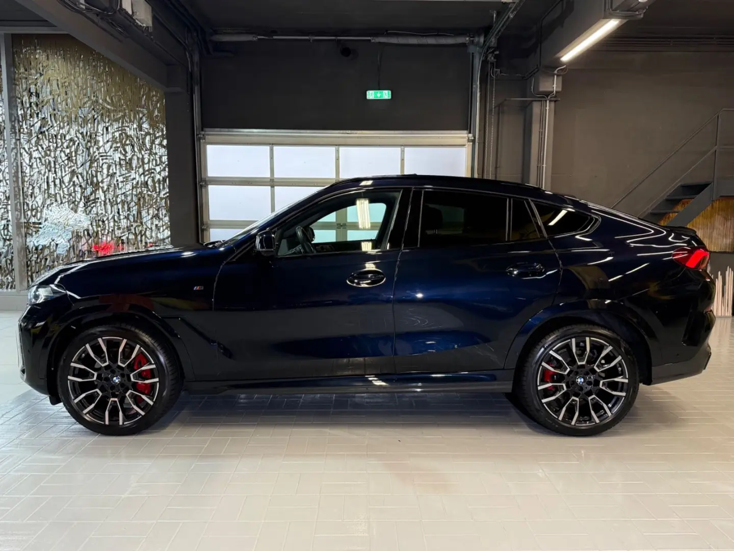 X6 40i xDrive M Sport~PANO SKY~SOFT CLOSE~H&K~