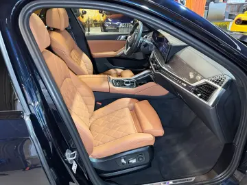 X6 40i xDrive M Sport~PANO SKY~SOFT CLOSE~H&K~