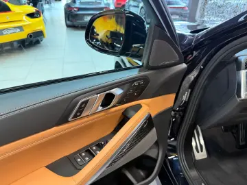 X6 40i xDrive M Sport~PANO SKY~SOFT CLOSE~H&K~