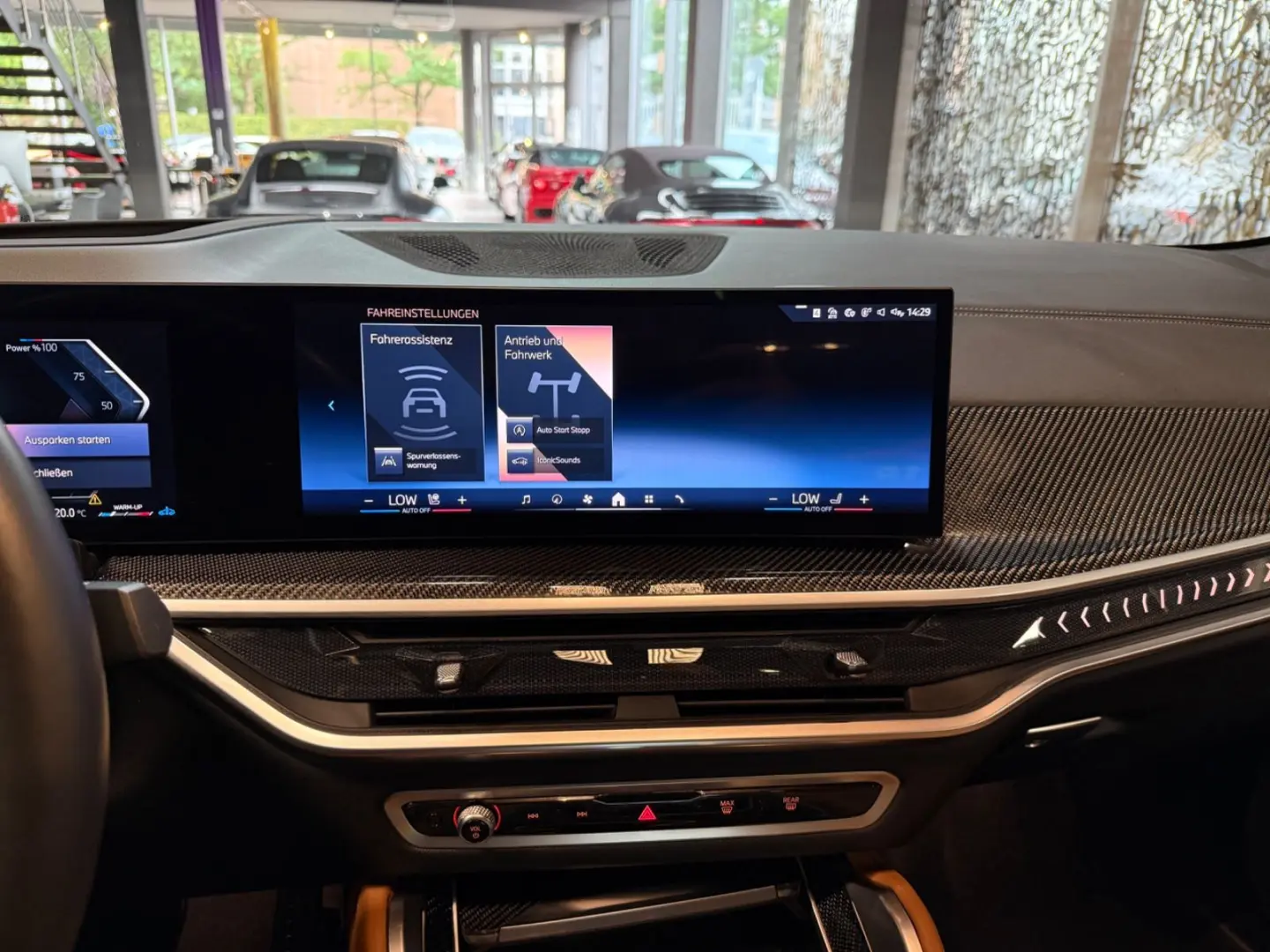 X6 40i xDrive M Sport~PANO SKY~SOFT CLOSE~H&K~